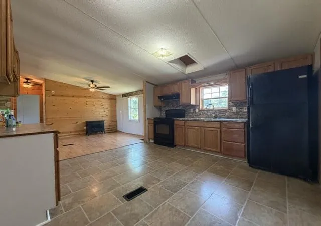 Photo 4 of Single family home for sale at 267 Shady Ln, Wingo, KY 42088 | MLS# 26024658 | Listing updated on 2026-09-08