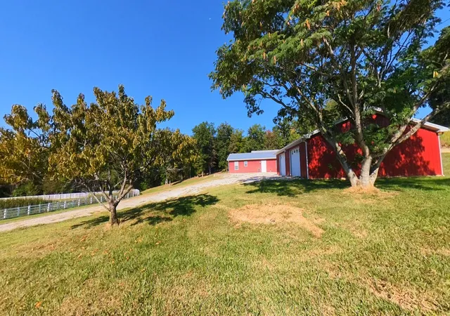 Photo 3 of Single family home for sale at 851 Webb Ln, Olive Hill, KY 41164 | MLS# 26025068 | Listing updated on 2026-09-11