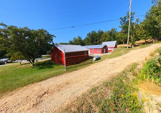 Photo 4 of Single family home for sale at 851 Webb Ln, Olive Hill, KY 41164 | MLS# 26025068 | Listing updated on 2026-09-11