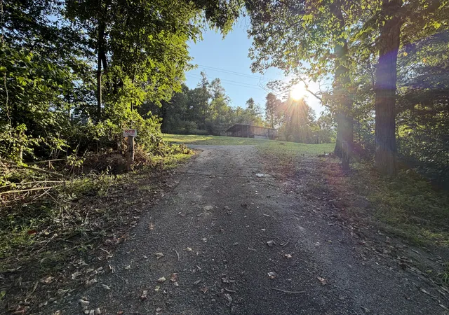 Photo 1 of Land for sale at 13617 Us 421, Mc Kee, KY 40447 | MLS# 26024489 | Listing updated on 2026-09-14