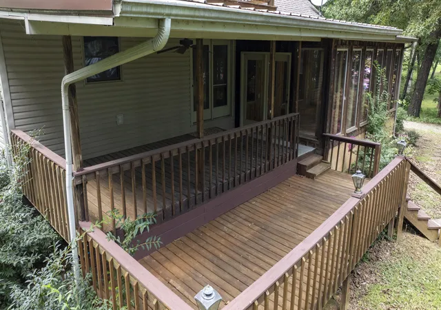 Photo 2 of Single family home for sale at 279 Bayshore Dr, Cadiz, KY 42211 | MLS# 26024511 | Listing updated on 2026-09-06