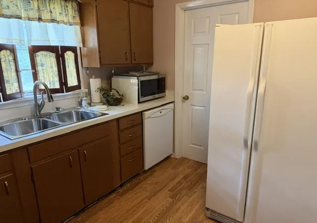Photo 3 of Single family home for sale at 111 Park Ln Dr, Paducah, KY 42003 | MLS# 26025176 | Listing updated on 2026-10-26