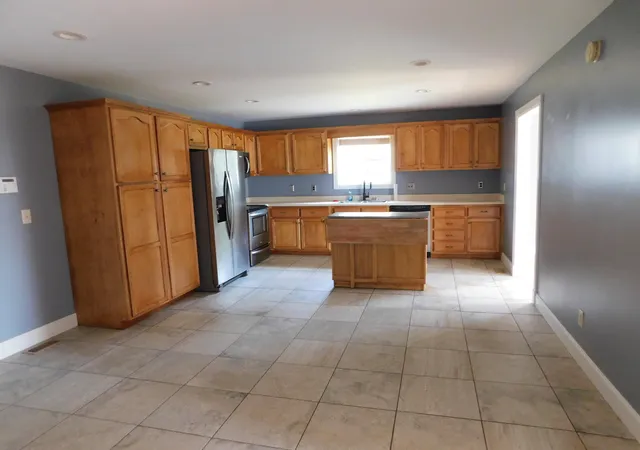 Photo 3 of Single family home for sale at 85 Addison Ln, London, KY 40741 | MLS# 26024482 | Listing updated on 2026-10-13