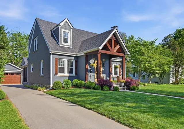 Photo 3 of Single family home for sale at 403 Chinoe Rd, Lexington, KY 40502 | MLS# 26024493 | Listing updated on 2026-10-13