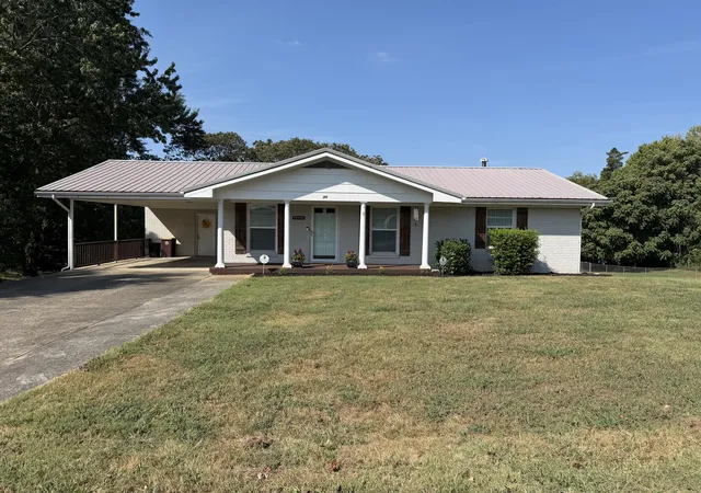 Single family home for sale at 71 Sycamore St, Somerset, KY 42501 | MLS# 26024651