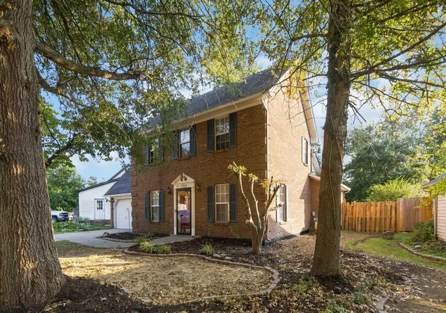 Photo 1 of Single family home for sale at 1708 Houndstooth Glen, Lexington, KY 40515 | MLS# 26025780 | Listing updated on 2026-09-29