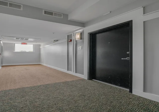 Photo 3 of Condo for sale at 535 S Upper St #327, Lexington, KY 40508 | MLS# 26024758 | Listing updated on 2026-09-11