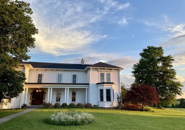 Photo 4 of Single family home for sale at 3200 Lebanon Rd, Springfield, KY 40069 | MLS# 26024872 | Listing updated on 2026-09-10