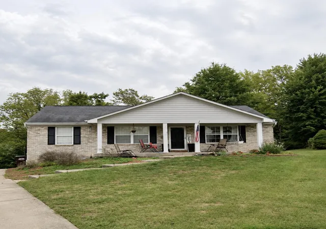 Photo 1 of Single family home for sale at 2692 Radcliff Pl, Burlington, KY 41005 | MLS# 26025473 | Listing updated on 2026-09-16