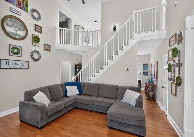 Photo 2 of Single family home for sale at 444 Oakley Ave, Harrodsburg, KY 40330 | MLS# 26024585 | Listing updated on 2026-09-14