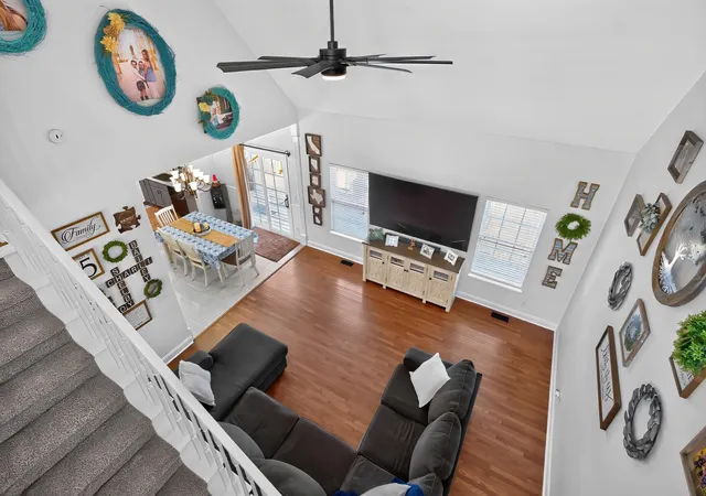 Photo 3 of Single family home for sale at 444 Oakley Ave, Harrodsburg, KY 40330 | MLS# 26024585 | Listing updated on 2026-09-14