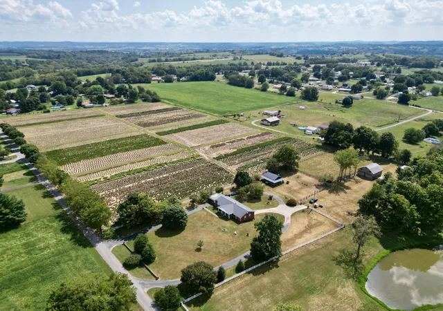 Photo 2 of Single family home for sale at 375 Thomas Ln, Hustonville, KY 40437 | MLS# 26024575 | Listing updated on 2026-09-07