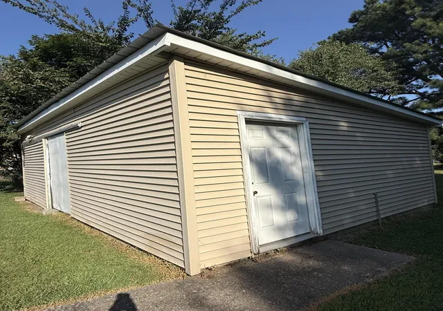 Photo 22 of Single family home for sale at 705 W Housman St, Mayfield, KY 42066 | MLS# 26024584 | Listing updated on 2026-09-12
