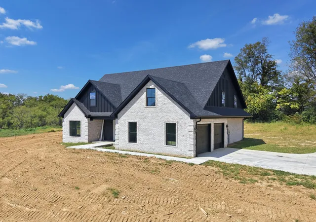 Photo 3 of Single family home for sale at 120 N Buffalo Rd, Richmond, KY 40475 | MLS# 26024574 | Listing updated on 2026-09-14