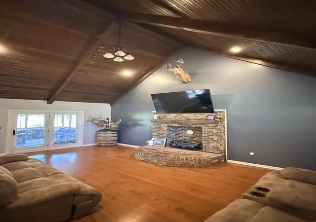 Photo 3 of Single family home for sale at 459 Missionary Ln, Mount Sterling, KY 40353 | MLS# 26024558 | Listing updated on 2026-09-08