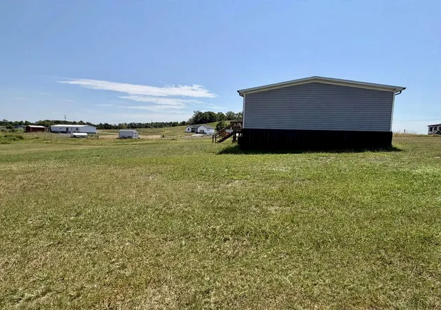 Photo 22 of Single family home for sale at 333 Turkey Lp, East Bernstadt, KY 40729 | MLS# 26024545 | Listing updated on 2026-09-30