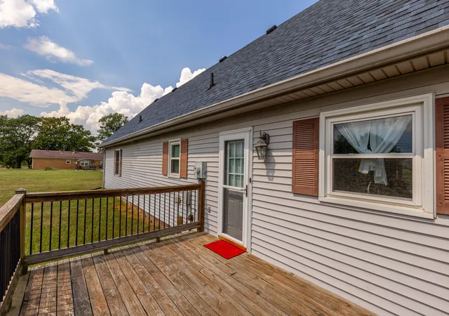 Photo 3 of Single family home for sale at 55 Windy Ln, Lebanon, KY 40033 | MLS# 26024572 | Listing updated on 2026-09-07