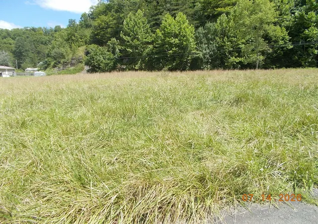 Photo 3 of Land for sale at 1548 Bales Crk Rd, Manchester, KY 40962 | MLS# 26024542 | Listing updated on 2026-09-11