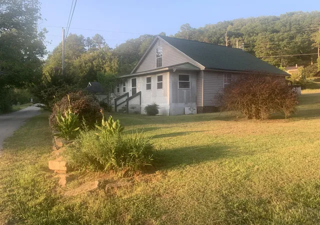 Photo 1 of Single family home for sale at 1288 Old Corbin Rd, Corbin, KY 40701 | MLS# 26024714 | Listing updated on 2026-09-09