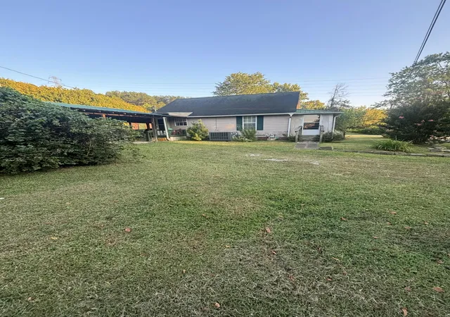 Photo 4 of Single family home for sale at 1288 Old Corbin Rd, Corbin, KY 40701 | MLS# 26024714 | Listing updated on 2026-09-09