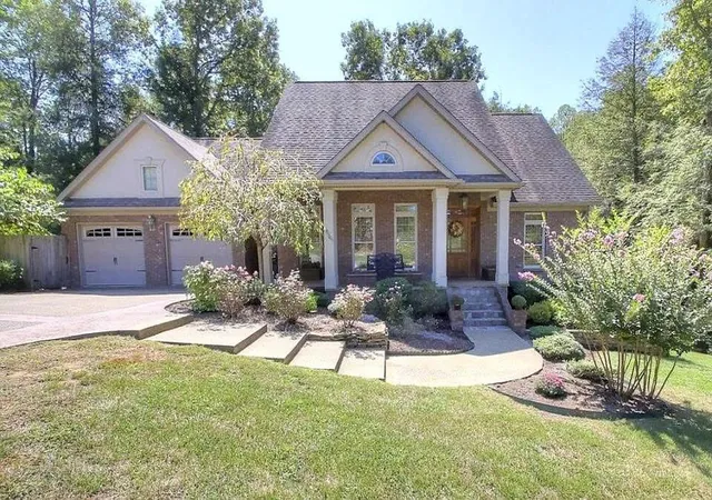 Single family home for sale at 139 Briar Ln, London, KY 40741 | MLS# 26025001