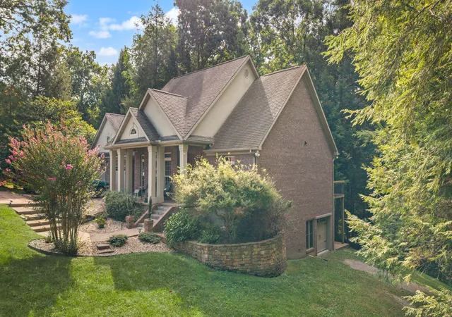 Photo 1 of Single family home for sale at 139 Briar Ln, London, KY 40741 | MLS# 26025001 | Listing updated on 2026-09-13