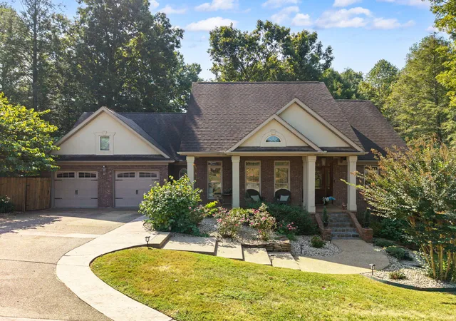 Photo 3 of Single family home for sale at 139 Briar Ln, London, KY 40741 | MLS# 26025001 | Listing updated on 2026-09-21
