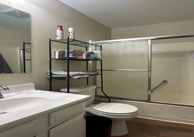 Listing Photo 2 - Condo for sale in building located at 1308 / 1310 Diuguid Dr, Murray, KY 42071 - Unit #