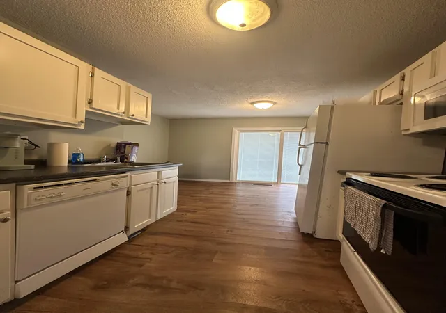 Photo 4 of House for sale at 1308 / 1310 Diuguid Dr, Murray, KY 42071 | MLS# 26024579 | Listing updated on 2026-09-07