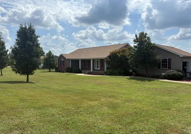 Photo 2 of Single family home for sale at 846 Johnson Rd, Harrodsburg, KY 40330 | MLS# 26024747 | Listing updated on 2026-09-11