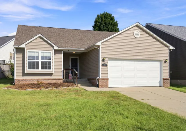 Photo 3 of Sale Pending at 105 Robert M Green Blvd, Frankfort, KY 40601 | MLS# 26024592 | Listing updated on 2026-09-10