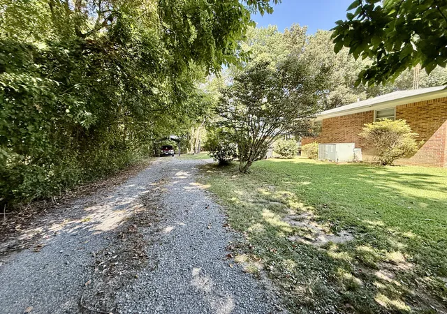 Photo 4 of Sale Pending at 440 State Hwy 1461, Fulton, KY 42041 | MLS# 26024644 | Listing updated on 2026-10-07