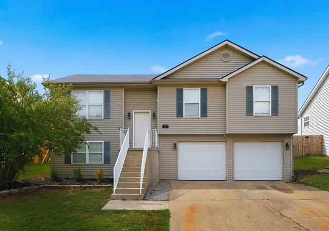 Photo 1 of Sale Pending at 118 S Bold Forbes Blvd, Georgetown, KY 40324 | MLS# 26024812 | Listing updated on 2026-09-12