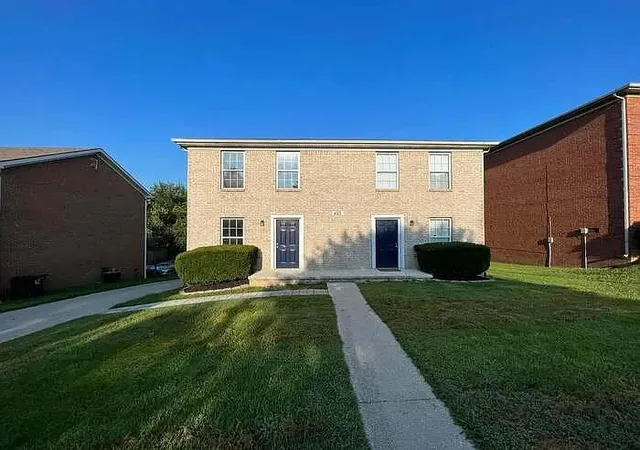 Photo 1 of Sale Pending at 423 Sara Leigh Dr #1-2, Richmond, KY 40475 | MLS# 26024603 | Listing updated on 2026-09-12