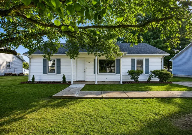 Photo 1 of Single family home for sale at 105 Roark Ct, Lawrenceburg, KY 40342 | MLS# 26024609 | Listing updated on 2026-09-10