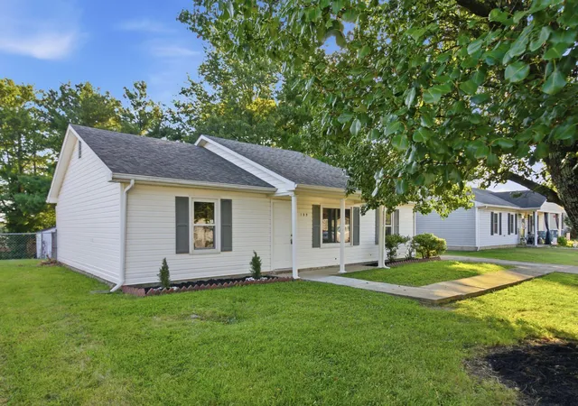 Photo 3 of Single family home for sale at 105 Roark Ct, Lawrenceburg, KY 40342 | MLS# 26024609 | Listing updated on 2026-09-10