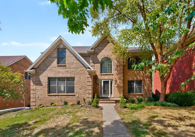Photo 2 of Single family home for sale at 913 Belmere Dr, Lexington, KY 40509 | MLS# 26024673 | Listing updated on 2026-09-14