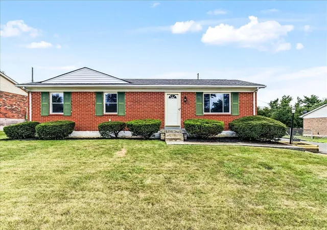 Photo 1 of Sale Pending at 1248 Ascot Park, Lexington, KY 40517 | MLS# 26024742 | Listing updated on 2026-09-17