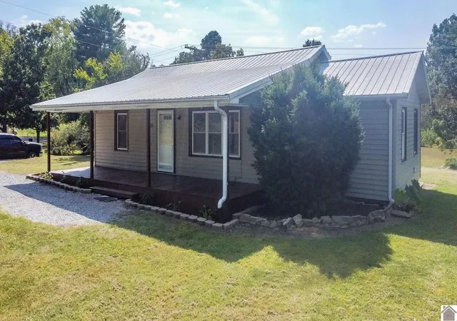 Photo 1 of Single family home for sale at 715 Cedar Grv Rd, Burna, KY 42028 | MLS# 26025102 | Listing updated on 2026-09-11