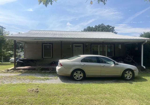 Photo 2 of Single family home for sale at 715 Cedar Grv Rd, Burna, KY 42028 | MLS# 26025102 | Listing updated on 2026-09-11