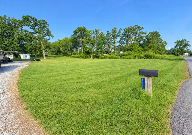 Photo 2 of Land for sale at 265 Kentucky 381, Sedalia, KY 42079 | MLS# 26024723 | Listing updated on 2026-09-09