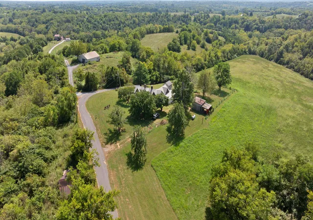 Photo 2 of Single family home for sale at 340 Henry Robinson Rd, Harrodsburg, KY 40330 | MLS# 26024880 | Listing updated on 2026-09-10