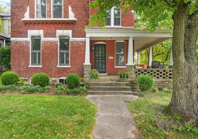 Photo 3 of Single family home for sale at 356 Madison Pl, Lexington, KY 40508 | MLS# 26024686 | Listing updated on 2026-09-14