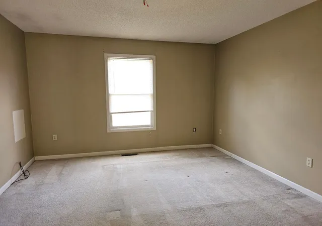 Photo 11 of Single family home for sale at 6115 Majestic Oak Dr, Paducah, KY 42003 | MLS# 26024700 | Listing updated on 2026-09-10