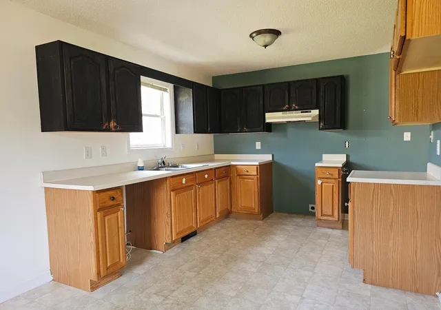 Photo 3 of Single family home for sale at 6115 Majestic Oak Dr, Paducah, KY 42003 | MLS# 26024700 | Listing updated on 2026-09-10