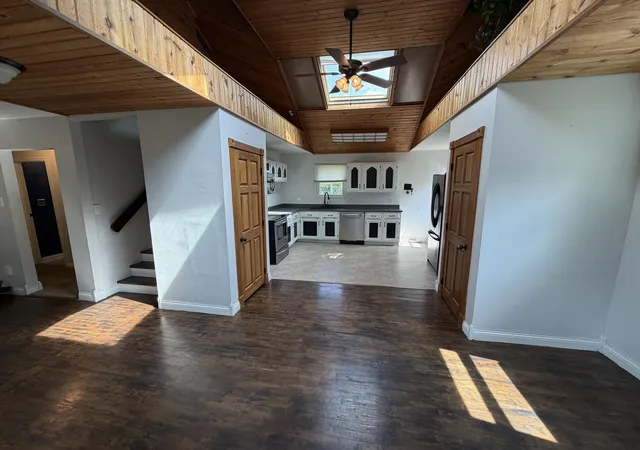 Photo 4 of Single family home for sale at 1339 Stephen Foster Dr, Lexington, KY 40517 | MLS# 26024807 | Listing updated on 2026-09-16