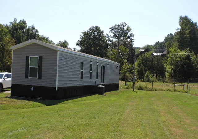 Photo 4 of Single family home for sale at 6613 E Highway 36, Olympia, KY 40358 | MLS# 26024672 | Listing updated on 2026-10-13