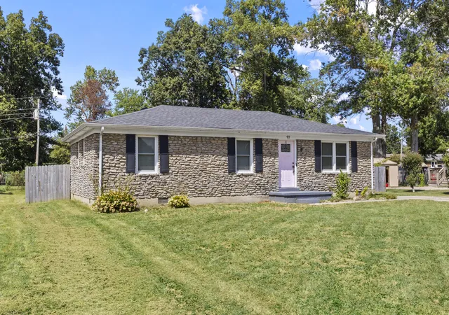 Photo 2 of Sale Pending at 97 Strawberry Ln, Frankfort, KY 40601 | MLS# 26024648 | Listing updated on 2026-09-12