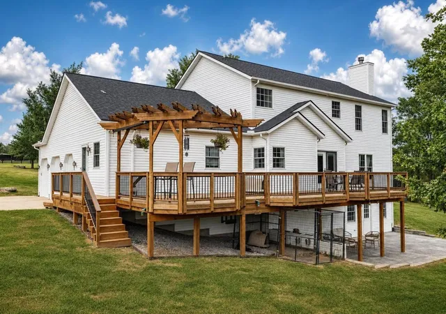Photo 4 of Single family home for sale at 1078 Cane Ridge Rd, Paris, KY 40361 | MLS# 26024819 | Listing updated on 2026-10-13