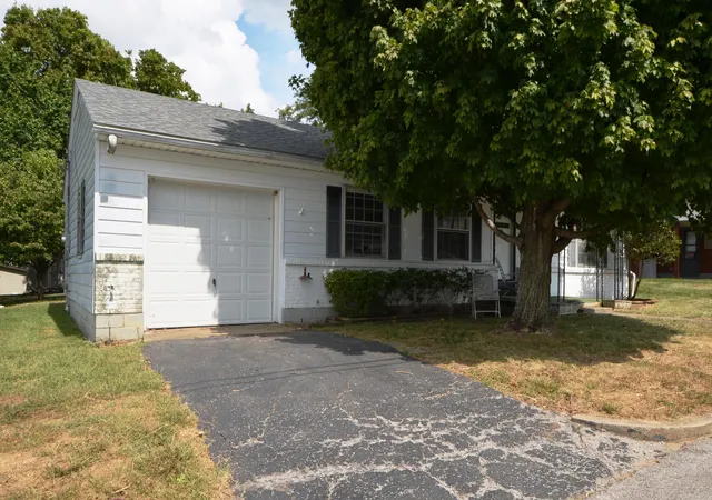 Photo 3 of Single family home for sale at 351 Bacon Ct, Harrodsburg, KY 40330 | MLS# 26025108 | Listing updated on 2026-09-11